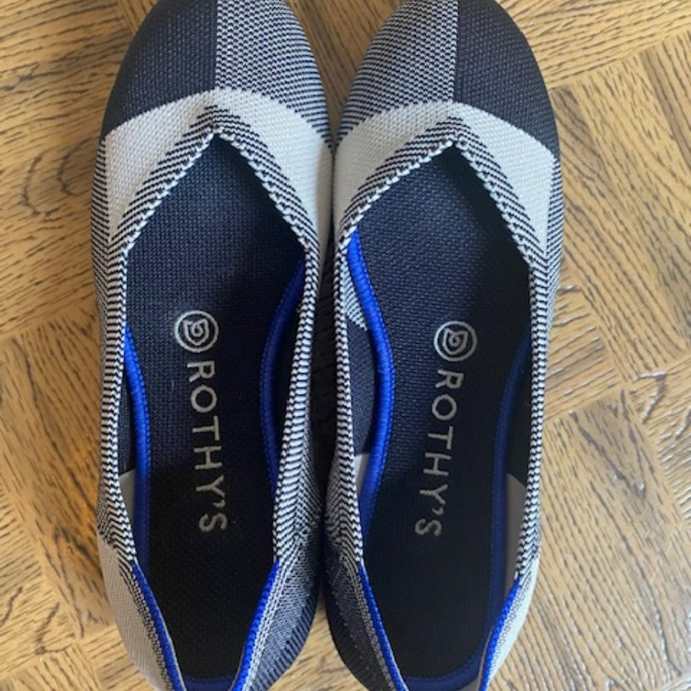 Rothys Captoe Black and White Plaid Flats Size 7 (fits size 6.5)